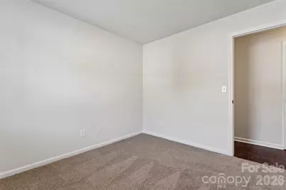 1620 Arlyn Circle #L, Charlotte, NC 28213 - Photo 19