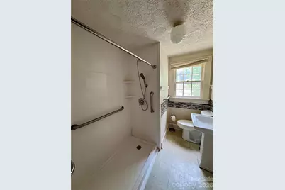 406 Circle Drive W, Shelby, NC 28150 - Photo 19