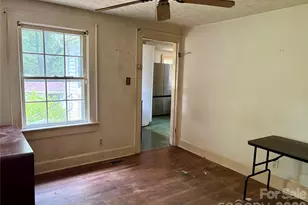 406 Circle Dr W, Shelby, NC 28150 - Photo 27