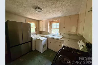 406 Circle Drive W, Shelby, NC 28150 - Photo 7