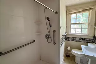 406 Circle Dr W, Shelby, NC 28150 - Photo 21