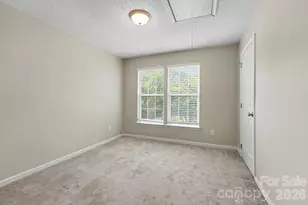 8716 Barrister Way, Charlotte, NC 28216 - Photo 9