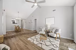 9126 N Vicksburg Park Ct, Charlotte, NC 28210 - Photo 9