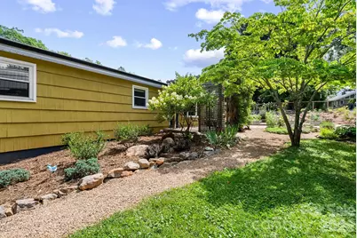 321 Sulphur Springs Road, Asheville, NC 28806 - Photo 5