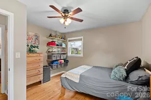 321 Sulphur Springs Rd, Asheville, NC 28806 - Photo 25