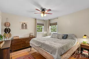321 Sulphur Springs Rd, Asheville, NC 28806 - Photo 17