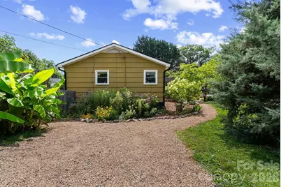 321 Sulphur Springs Road, Asheville, NC 28806 - Photo 7