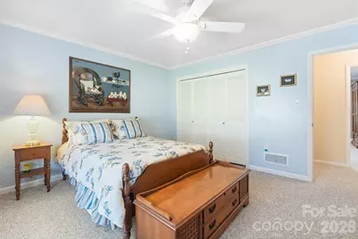 6296 Southlake Drive, Hickory, NC 28601 - Photo 29