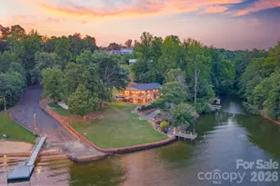 6296 Southlake Dr, Hickory, NC 28601 - Photo 11