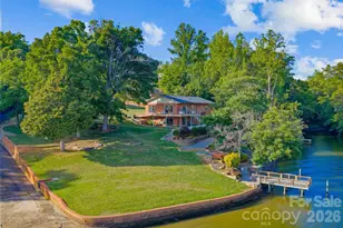 6296 Southlake Dr, Hickory, NC 28601 - Photo 5