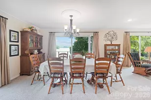 6296 Southlake Dr, Hickory, NC 28601 - Photo 7