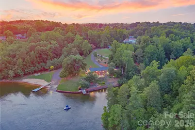 6296 Southlake Drive, Hickory, NC 28601 - Photo 13