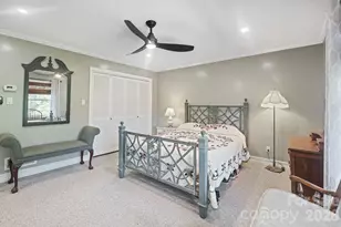 6296 Southlake Dr, Hickory, NC 28601 - Photo 25