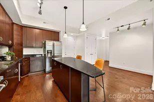4625 Piedmont Row Dr, Charlotte, NC 28210 - Photo 3
