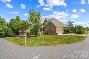 1776 Whitewater Ct, Hickory, NC 28602 - Photo 25