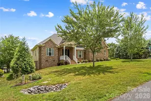 1776 Whitewater Ct, Hickory, NC 28602 - Photo 31