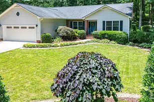 1705 Hummingbird Ln, Hendersonville, NC 28792 - Photo 3