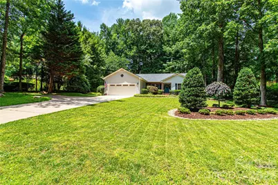 1705 Hummingbird Lane, Hendersonville, NC 28792 - Photo 5