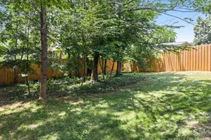 6 Sand Hurst Dr, Asheville, NC 28806 - Photo 19