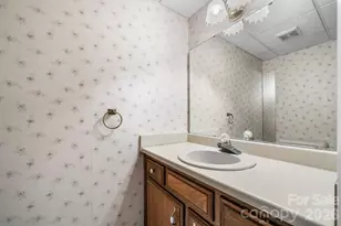 75 Laurelwood Dr, Marion, NC 28752 - Photo 11