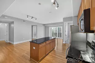 4620 Piedmont Row Dr, Charlotte, NC 28210 - Photo 5