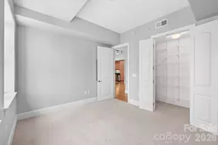4620 Piedmont Row Dr, Charlotte, NC 28210 - Photo 17