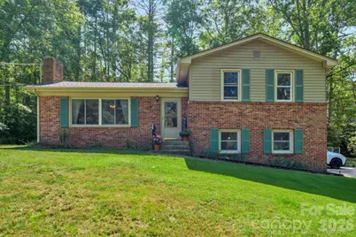 1199 Deer Park Lake Road, Spruce Pine, NC 28777 - Photo 1