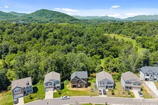 914 Newport Ct, Asheville, NC 28806 - Photo 9