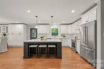 6207 Honegger Drive, Charlotte, NC 28211 - Photo 7