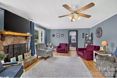 418 Powell Circle NE, Lenoir, NC 28645 - Photo 7