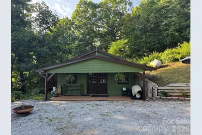 1347 Wipprecht Drive, Spruce Pine, NC 28777 - Photo 7