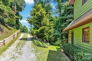 1347 Wipprecht Dr, Spruce Pine, NC 28777 - Photo 5