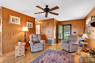 1347 Wipprecht Dr, Spruce Pine, NC 28777 - Photo 17