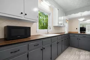 2981 E Maiden Rd, Maiden, NC 28650 - Photo 5
