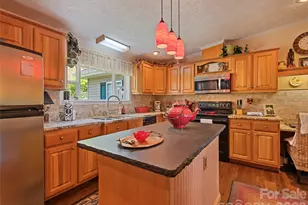 412 Gaddy Heights, Waynesville, NC 28786 - Photo 27