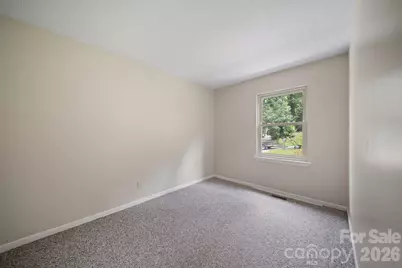 135 Plantation Drive, Hendersonville, NC 28792 - Photo 17