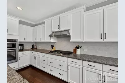 5026 Stonehill Lane, Matthews, NC 28104 - Photo 11
