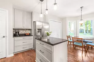 2914 Windsor Chase Dr, Matthews, NC 28105 - Photo 13