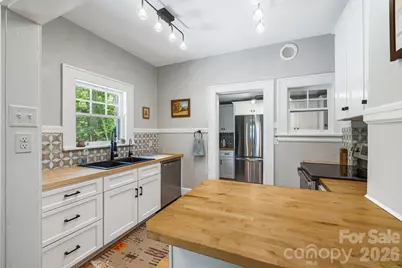 25 Saint Dunstans Circle, Asheville, NC 28803 - Photo 13