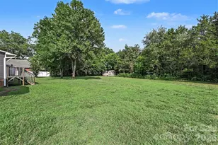561 Primrose Ln NW, Concord, NC 28027 - Photo 17