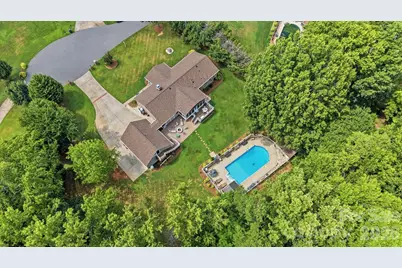 107 Mistywood Drive, Mount Holly, NC 28120 - Photo 3