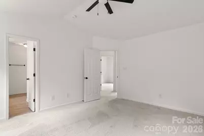 11125 Northwoods Forest Drive, Charlotte, NC 28214 - Photo 31