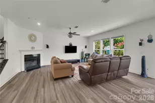 14314 Aikenwood Dr, Charlotte, NC 28278 - Photo 19