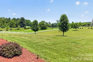 1174 Dale Rd, Spruce Pine, NC 28777 - Photo 5