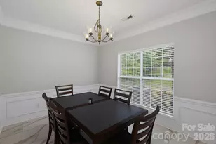 6813 Neuhoff Ln, Charlotte, NC 28269 - Photo 7