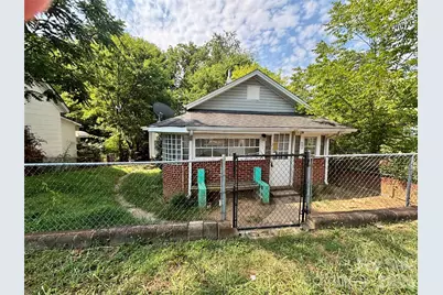 523 W Oakwood Avenue, Albemarle, NC 28001 - Photo 1