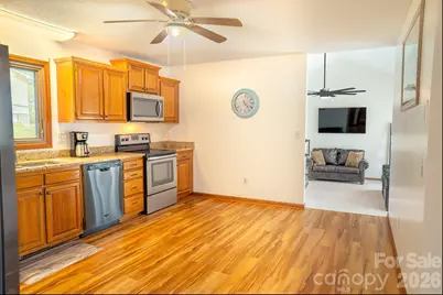 100 Forest Park Drive, Hendersonville, NC 28792 - Photo 9