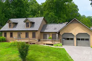 100 Forest Park Dr, Hendersonville, NC 28792 - Photo 3
