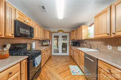 1075 Moody Farm Road, Maggie Valley, NC 28751 - Photo 7