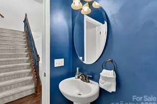 6017 Carrollton Ln, Charlotte, NC 28210 - Photo 17